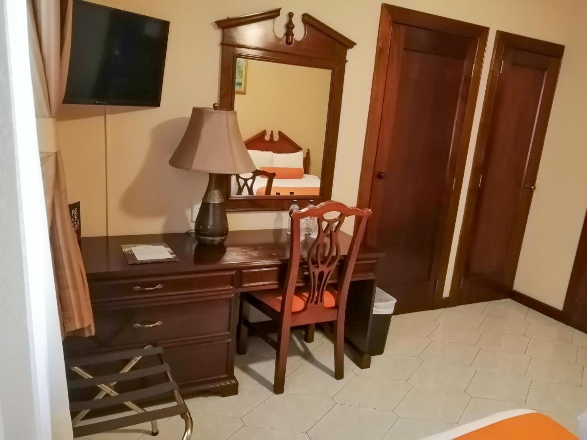 Hotel Royal Palace Guatemala City Exterior foto